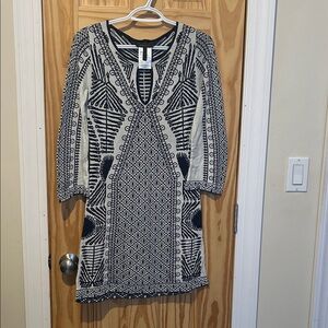 BCBGMaxAzria Black and Cream Geometric Dress